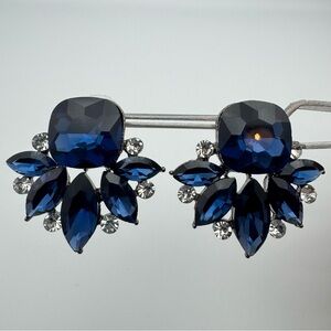 Blue Crystal Cluster Stud Earrings – Gunmetal Tone (NEW)